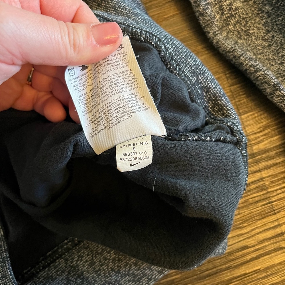 Nike Women’s Activewear Gray Cowl Neck String Hoodie Small - Picture 4 of 7